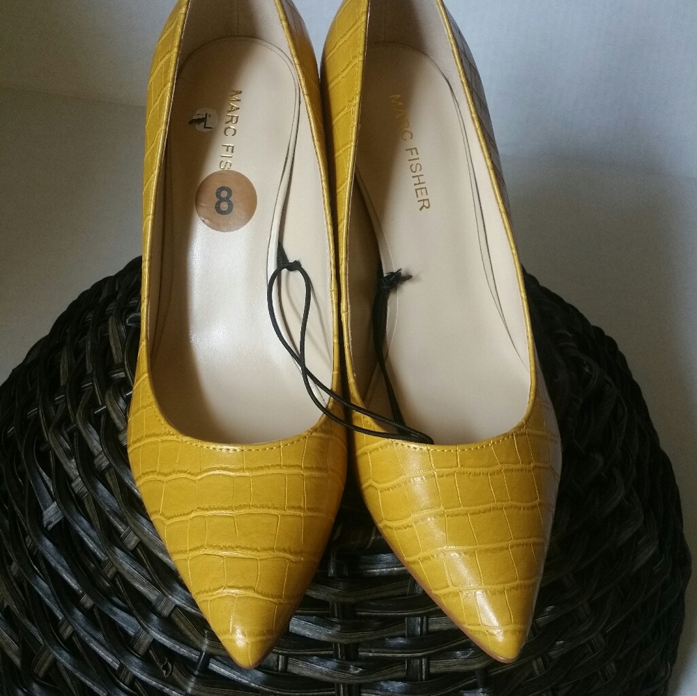 Marc Fisher Women's "Darren" Yellow Shoes
